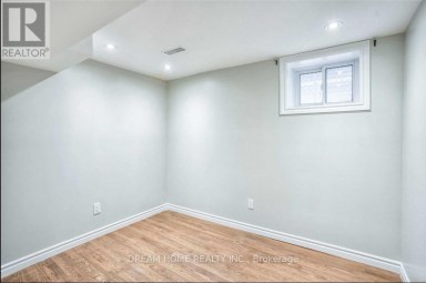 BASEMEN - 401 CRAWFORD STREET Toronto (Trinity-Bellwoods) Ontario photo 9