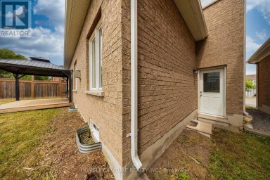 1980 KURELO DRIVE Oshawa (Taunton) Ontario photo 5