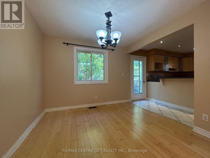 67 WALMER GARDENS, London North (North K), Ontario, N6G4H5