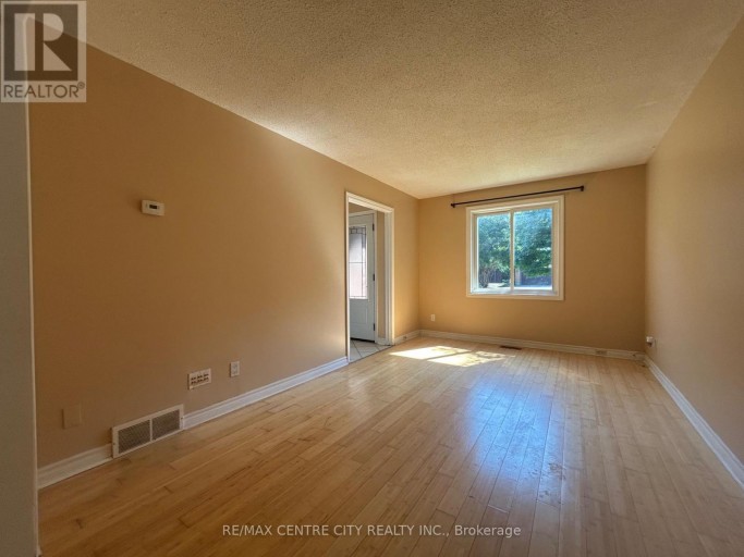 67 WALMER GARDENS, London North (North K), Ontario, N6G4H5