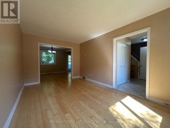 67 WALMER GARDENS London North (North K) Ontario photo 15