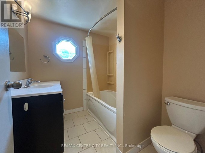 67 WALMER GARDENS, London North (North K), Ontario, N6G4H5