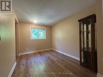 67 WALMER GARDENS London North (North K) Ontario photo 20