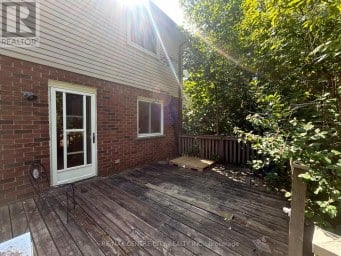 67 WALMER GARDENS London North (North K) Ontario photo 36