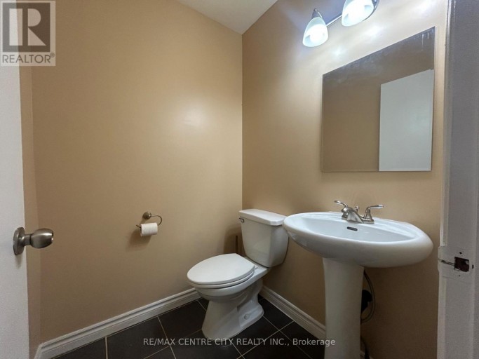 67 WALMER GARDENS, London North (North K), Ontario, N6G4H5