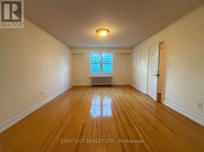 205 RIDLEY BOULEVARD, Toronto (Bedford Park-Nortown), Ontario, M5M3M4