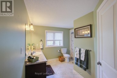 237 CARROL STREET Wellington North (Arthur) Ontario photo 21