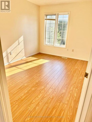 19 FAIRLAWN AVENUE, Markham (Berczy), Ontario, L6C2E7