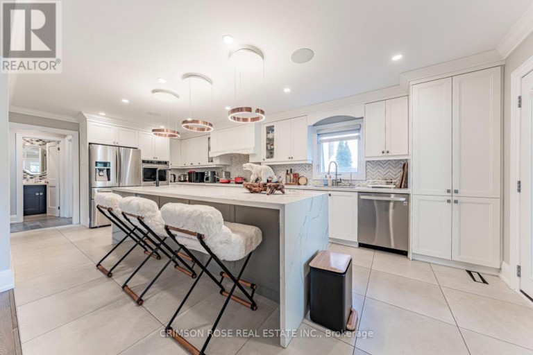 UPPER HALF - 1588 STATIONMASTER LANE, Oakville (GA Glen Abbey), Ontario, L6M3A9