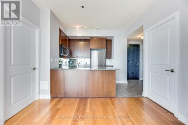 3204 - 18 YORKVILLE AVENUE Toronto (Annex) Ontario photo 11