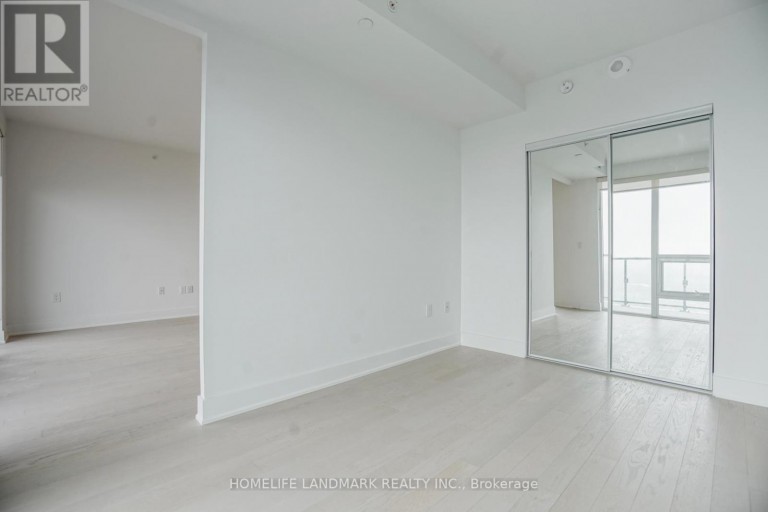 3806 - 955 BAY STREET, Toronto (Bay Street Corridor), Ontario, M5S2A2