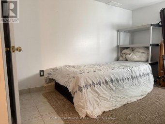LOWER LEVEL - 235 BERNARD AVENUE London East (East B) Ontario photo 16