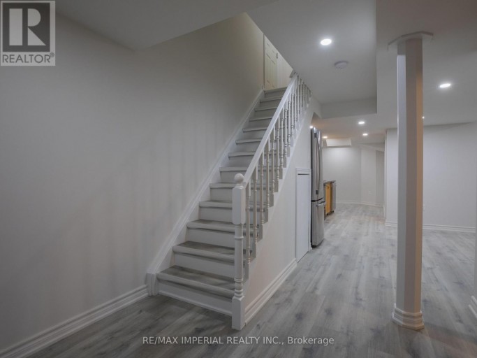 BSMT - 8 HARLEQUIN COURT, Richmond Hill (Rouge Woods), Ontario, L4S2K7