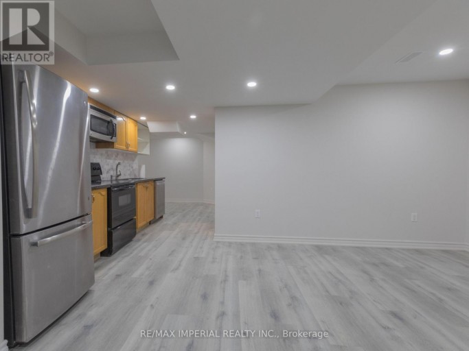 BSMT - 8 HARLEQUIN COURT, Richmond Hill (Rouge Woods), Ontario, L4S2K7
