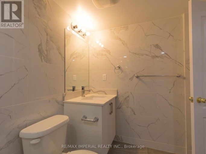 BSMT - 8 HARLEQUIN COURT, Richmond Hill (Rouge Woods), Ontario, L4S2K7