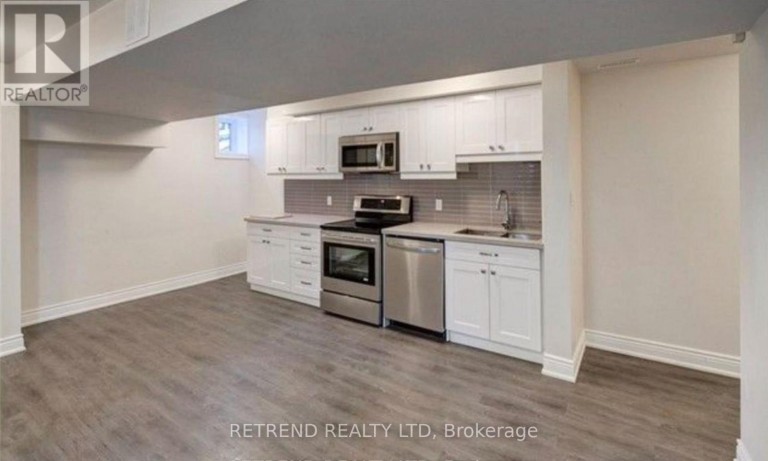 BXMT - 892 PALMERSTON AVENUE, Toronto (Annex), Ontario, M6G2S2