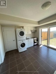 77 BEN SINCLAIR AVENUE East Gwillimbury (Queensville) Ontario photo 7