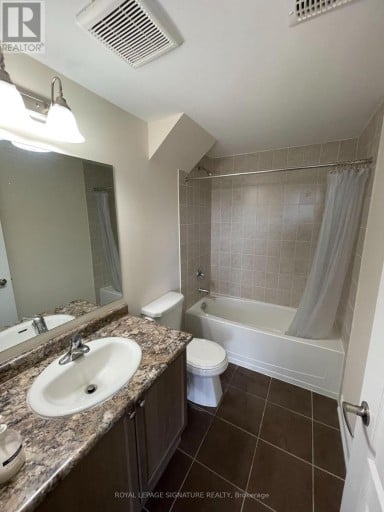77 BEN SINCLAIR AVENUE, East Gwillimbury (Queensville), Ontario, L9N0S3