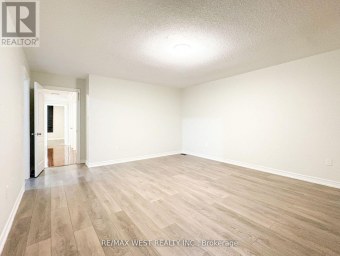 160 BOB YUILL DRIVE Toronto (Humberlea-Pelmo Park) Ontario photo 25