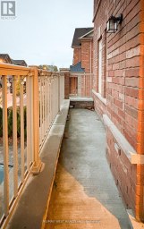 160 BOB YUILL DRIVE Toronto (Humberlea-Pelmo Park) Ontario photo 5