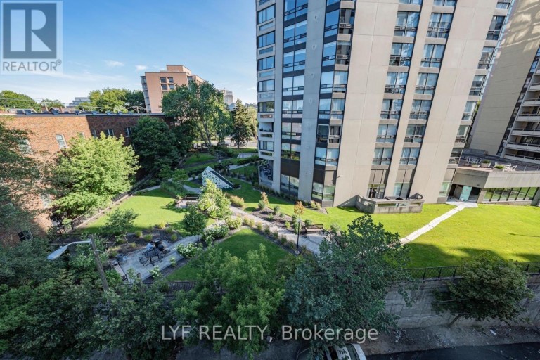 826 - 91 MONTCLAIR AVENUE, Toronto (Forest Hill South), Ontario, M5P0B1