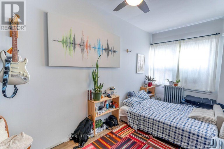 UNIT B - 44 STAFFORD STREET, Toronto (Niagara), Ontario, M6J2R8