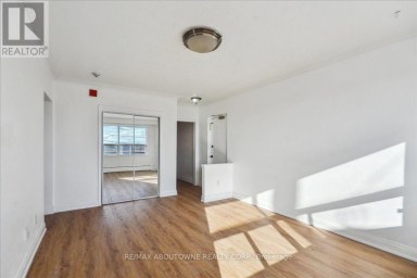 6 - 2 WESLEY STREET Toronto (Mimico) Ontario photo 10