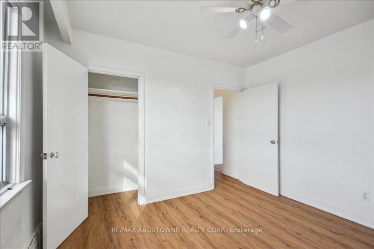6 - 2 WESLEY STREET, Toronto (Mimico), Ontario, M8Y2W3