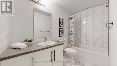 411 - 332 GOSLING GARDENS Guelph (Clairfields/Hanlon Business Park) Ontario photo 31