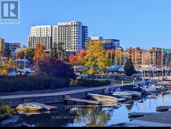 A0412 - 125 BRONTE ROAD, Oakville (BR Bronte), Ontario, L6L0H2