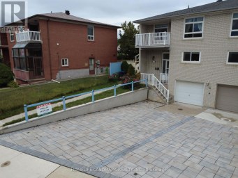 29 TILLPLAIN ROAD Toronto (Bathurst Manor) Ontario photo 2