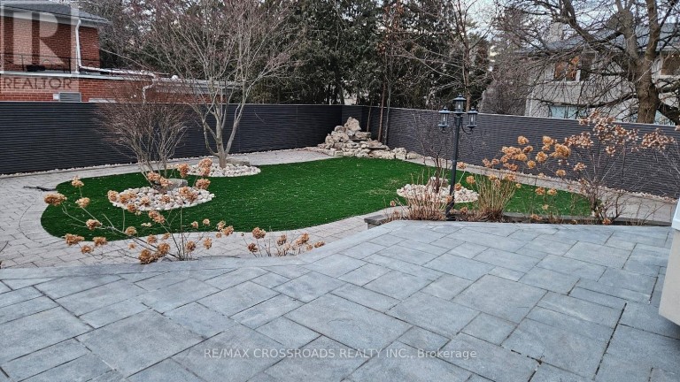 200 THE BRIDLE PATH, Toronto (Bridle Path-Sunnybrook-York Mills), Ontario, M3C2P5
