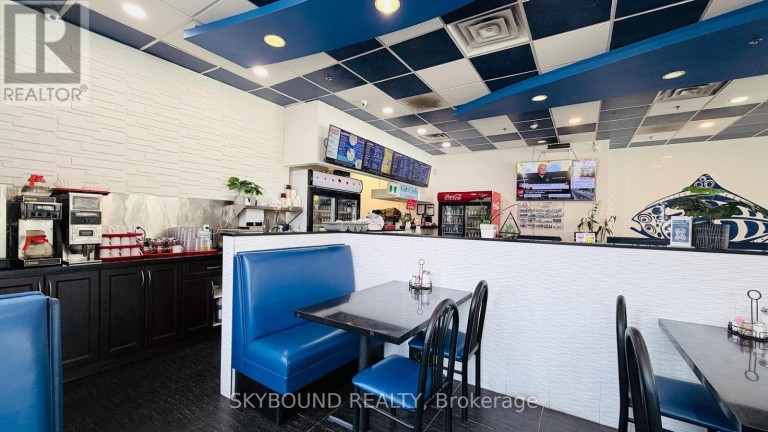2 - 2814 LAKESHORE BOULEVARD W, Toronto (New Toronto), Ontario, M8V1H7