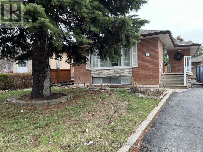 33 BRADSTOCK ROAD, Toronto (Humbermede), Ontario, M9M1M9