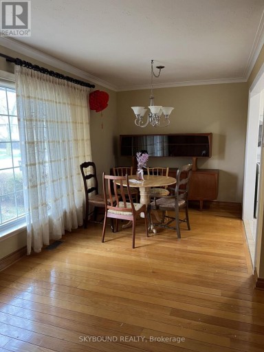 33 BRADSTOCK ROAD, Toronto (Humbermede), Ontario, M9M1M9