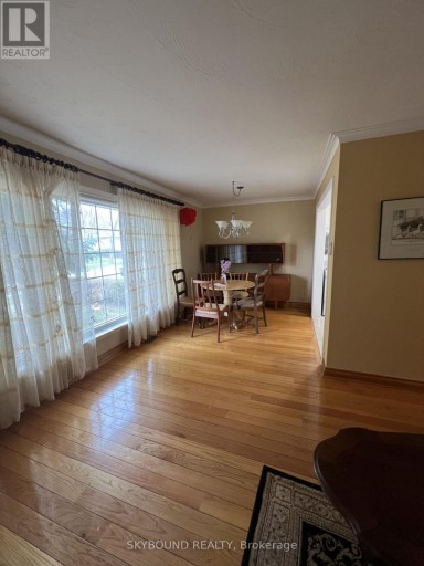 33 BRADSTOCK ROAD, Toronto (Humbermede), Ontario, M9M1M9