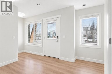 580 Savanna Boulevard Calgary Alberta photo 25