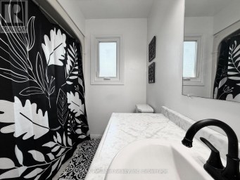 17 SUNCOAST DRIVE W Goderich (Goderich (Town)) Ontario photo 18