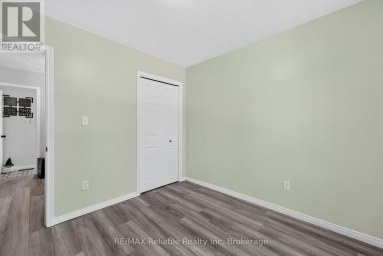 17 SUNCOAST DRIVE W Goderich (Goderich (Town)) Ontario photo 25