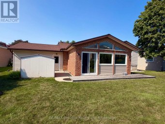 17 SUNCOAST DRIVE W Goderich (Goderich (Town)) Ontario photo 37