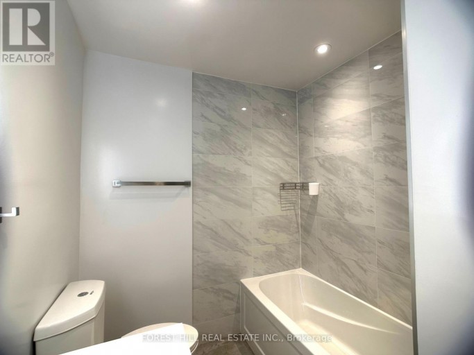 #2 - 443 WILSON AVENUE, Toronto (Clanton Park), Ontario, M3H1T5
