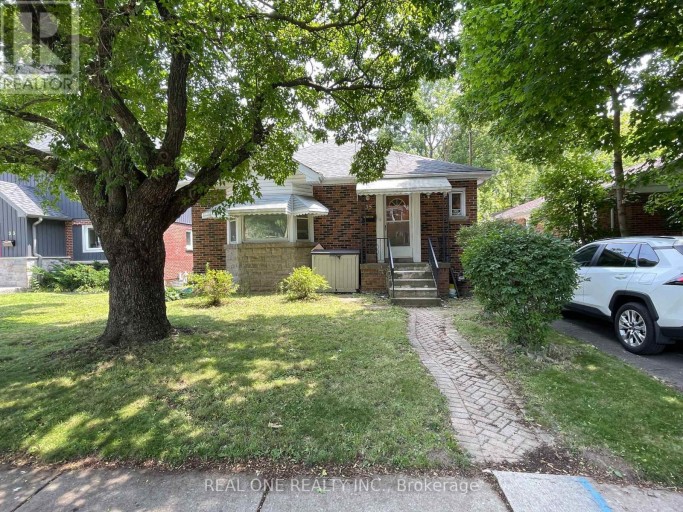 35 BOWMAN (A) STREET, Hamilton (Ainslie Wood), Ontario, L8S2T4