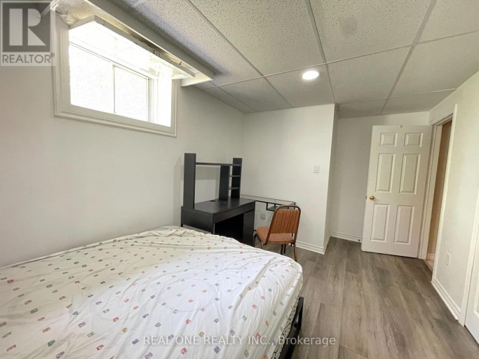 35 BOWMAN (A) STREET, Hamilton (Ainslie Wood), Ontario, L8S2T4