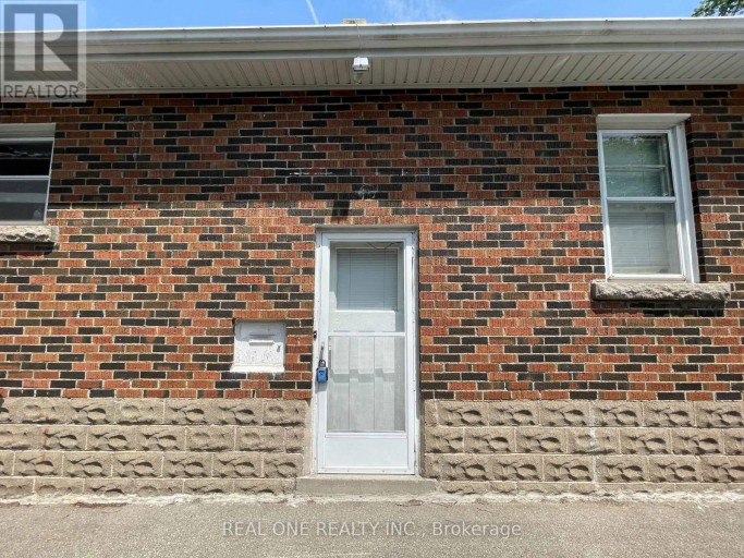 35 BOWMAN (B) STREET, Hamilton (Ainslie Wood), Ontario, L8S2T4