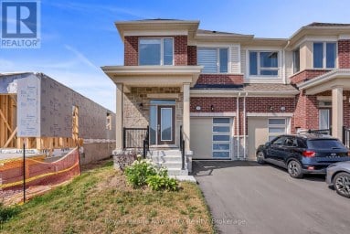 36 PREST WAY Centre Wellington (Fergus) Ontario photo 2