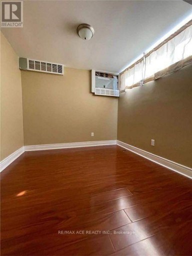 LOWER - 40 CAVEHILL CRESCENT, Toronto (Wexford-Maryvale), Ontario, M1R4P9