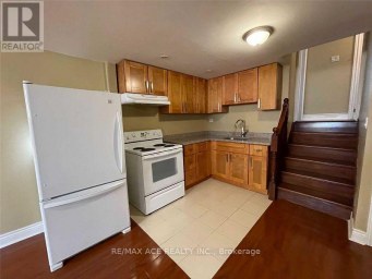 LOWER - 40 CAVEHILL CRESCENT Toronto (Wexford-Maryvale) Ontario photo 8