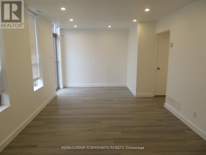 747 GARYRAY DRIVE, Toronto (Humber Summit), Ontario, M9L1R2