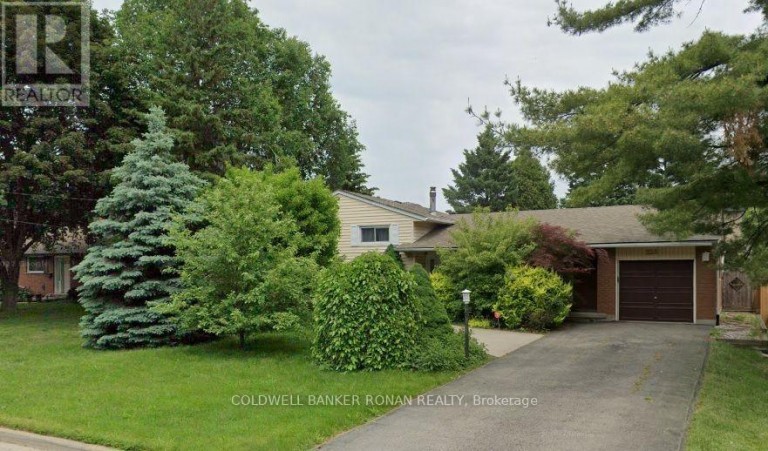 225 LIME KILN ROAD, Hamilton (Ancaster), Ontario, L9G3A9