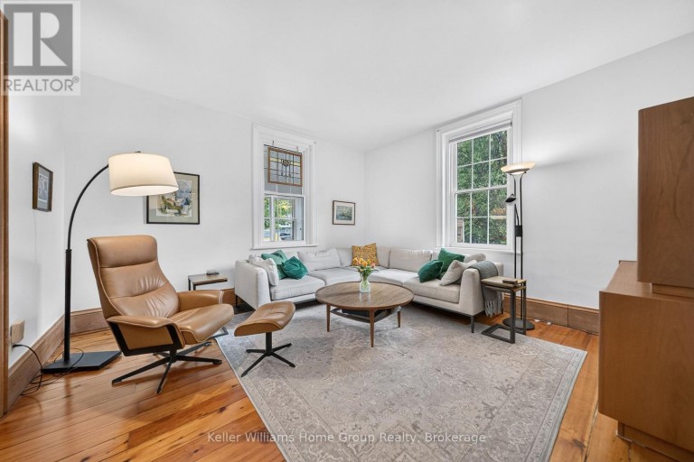 22 SOPHIA STREET, Centre Wellington (Elora/Salem), Ontario, N0B1S0